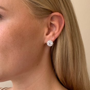 Snö - Lex Stone Ear Clear